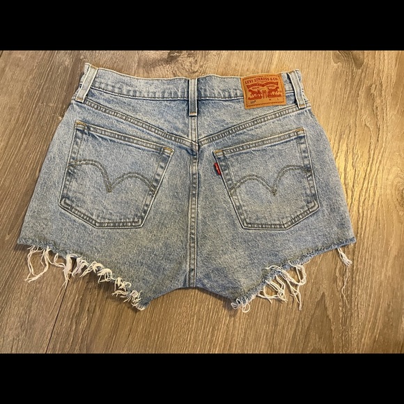 SOLD !! Levi’s 501 shorts, high rise non-stretch - Picture 9 of 9